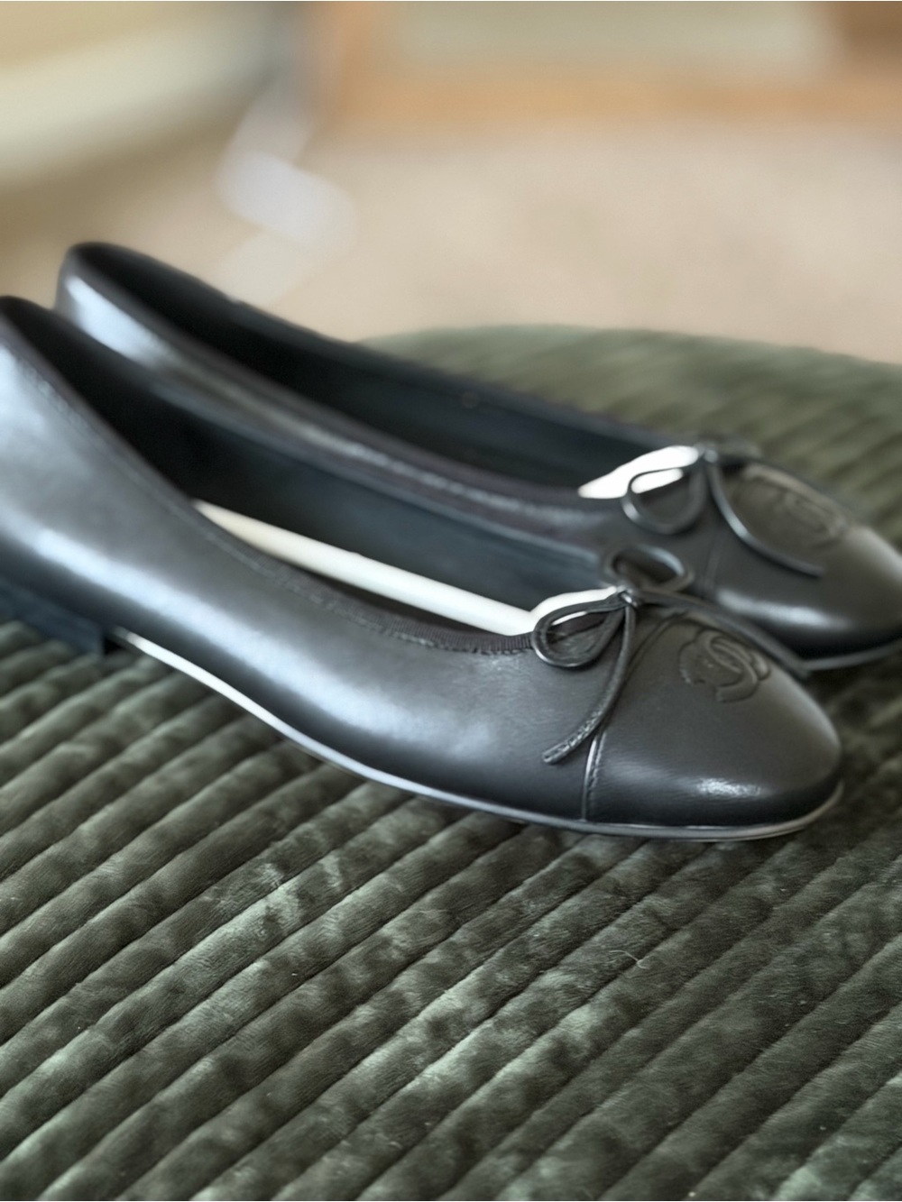 Chanel Lambskin Black Leather Ballet Flats with Bow-NEW-Classic-Luxury